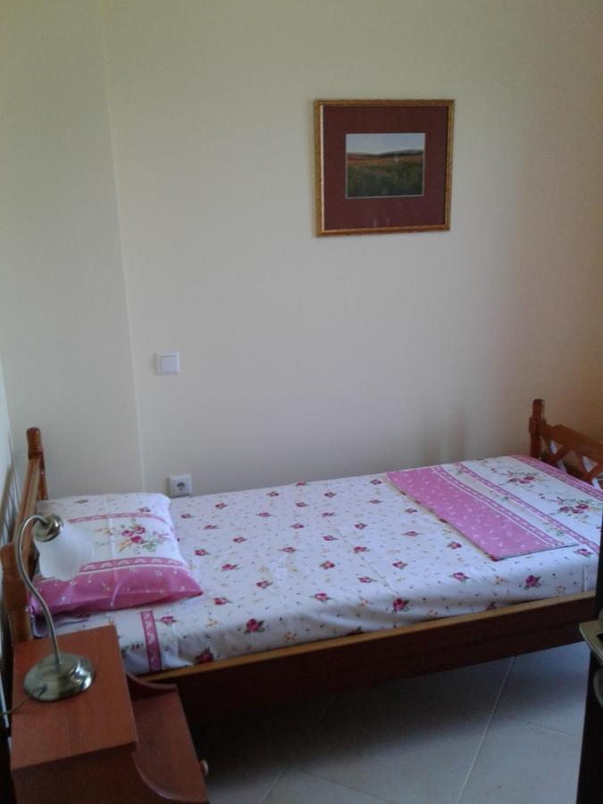 Avia, House With Privillaged View, 100 Meters From The Sea Holiday home