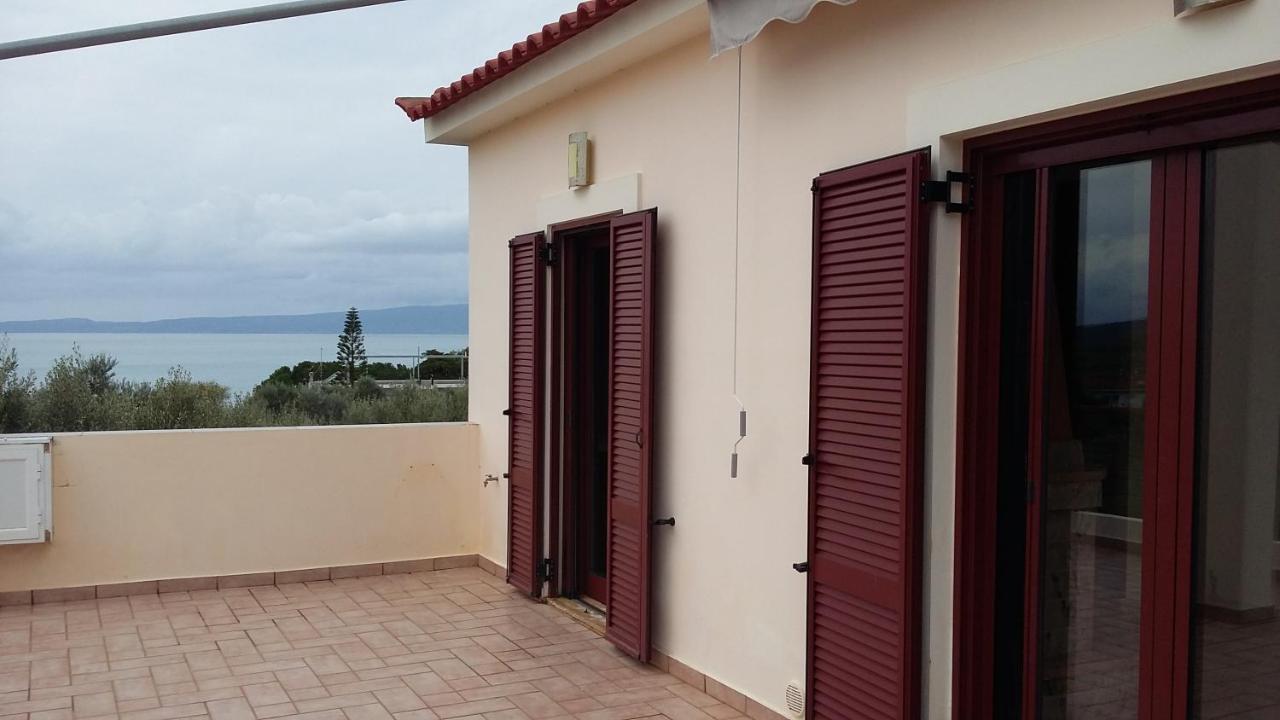 Avia, House With Privillaged View, 100 Meters From The Sea * Avia